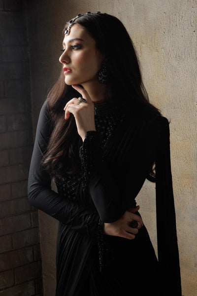 Nisha – RTW Saree Black